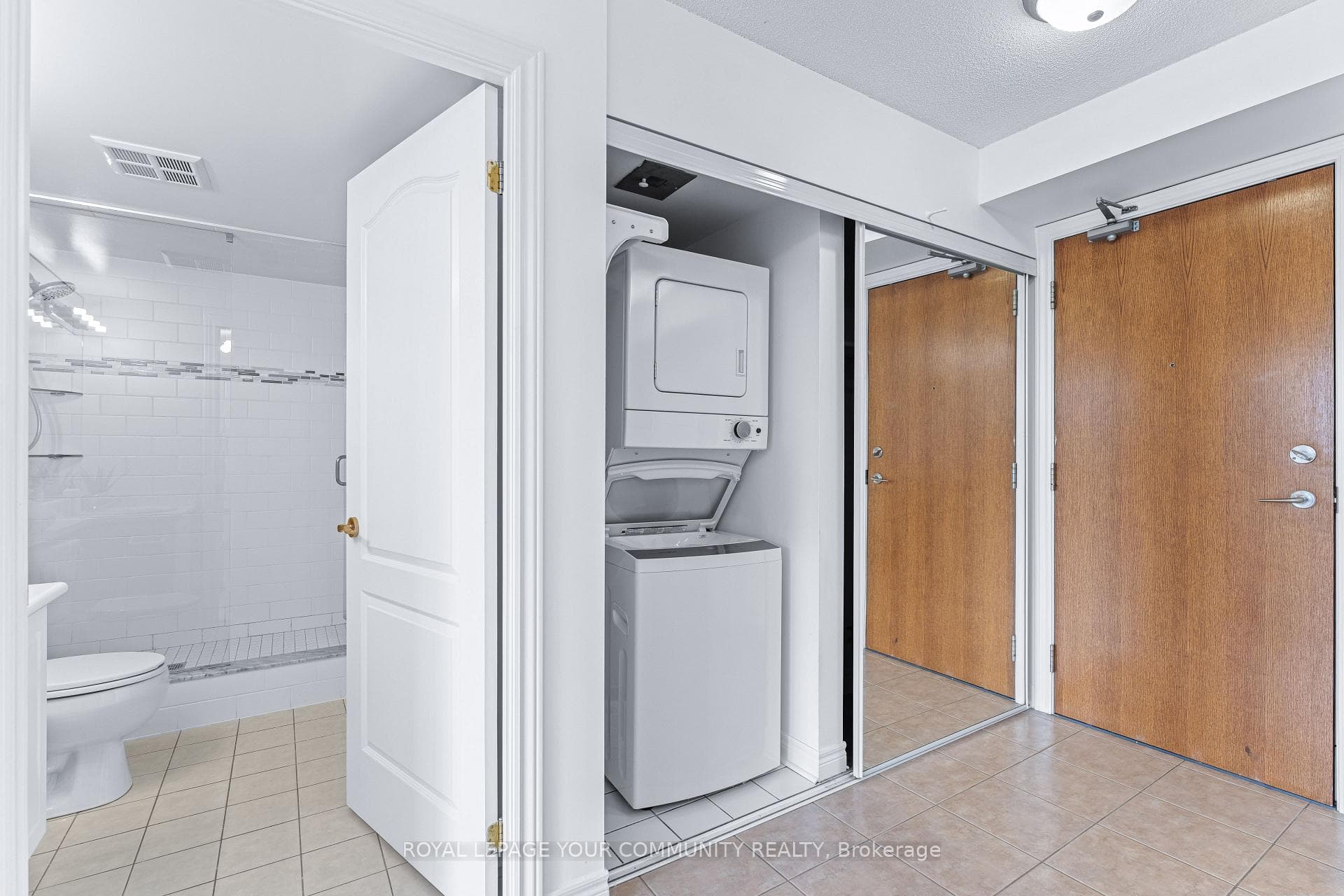 50 Disera Drive Unit 215 photo 26