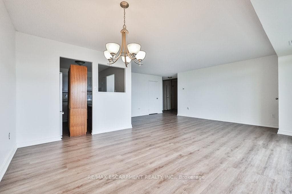 301 FRANCES Avenue Unit 1104 photo 21