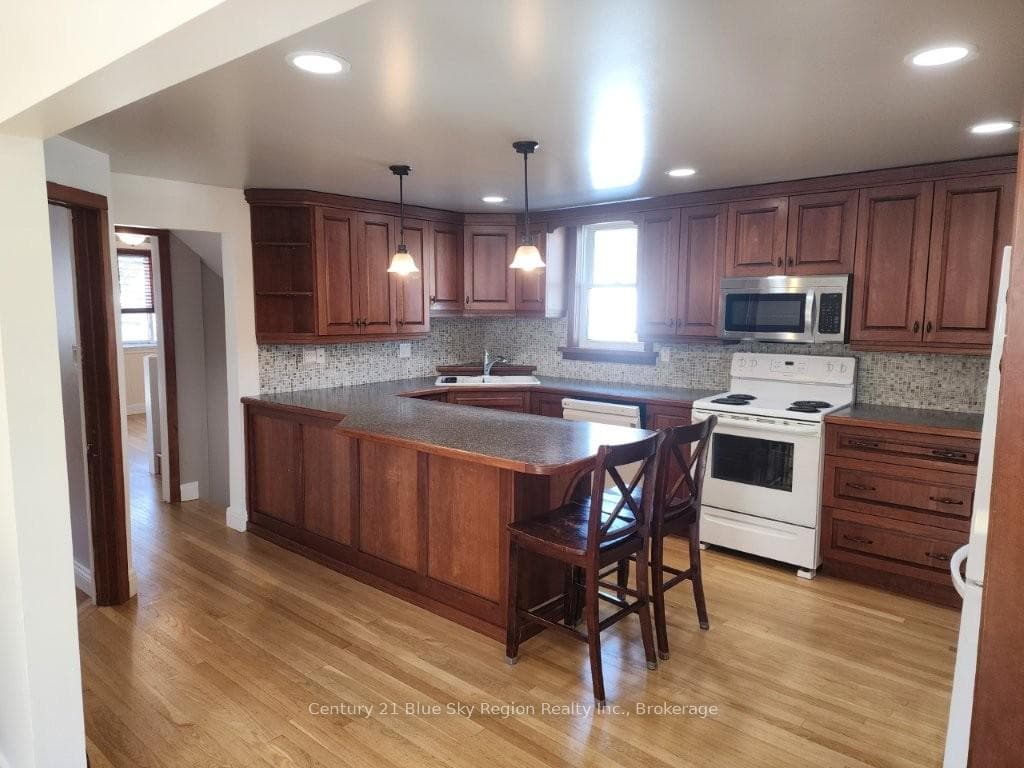 146 FIFTH Avenue photo 5