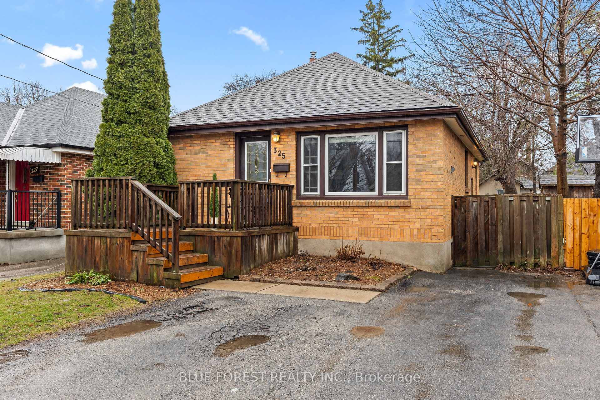 325 Emery Street photo 1