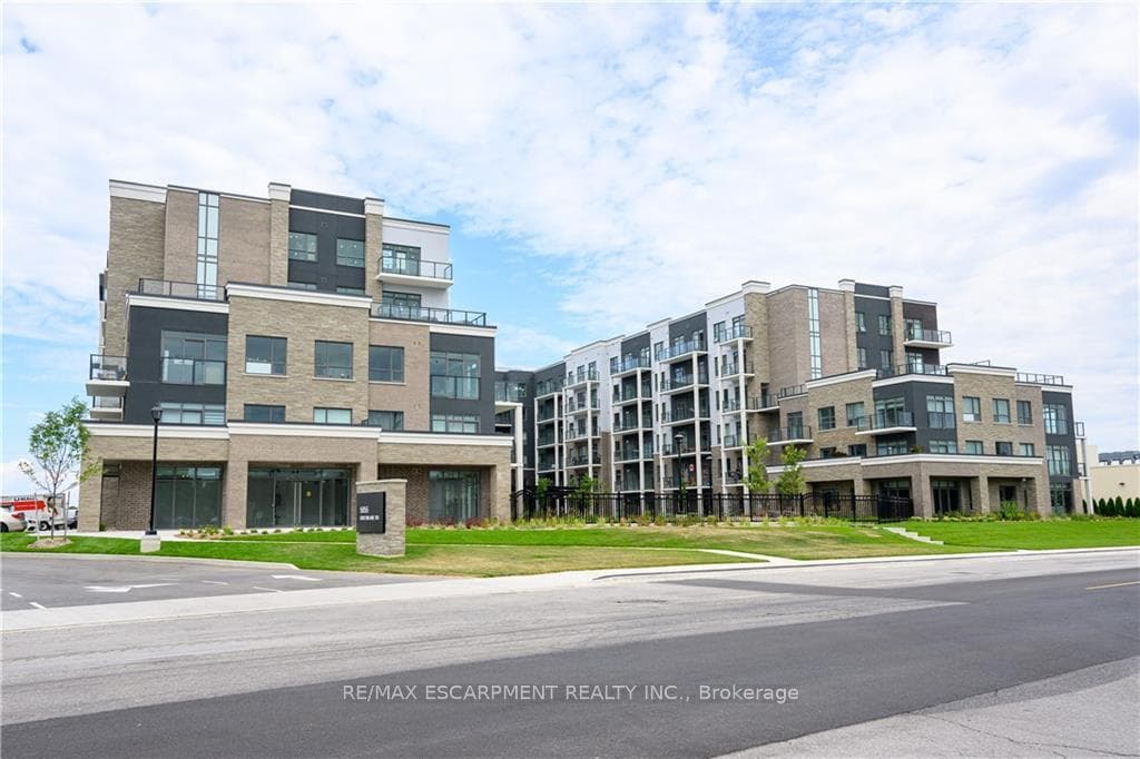 5055 Greenlane Road Unit 401 photo 4