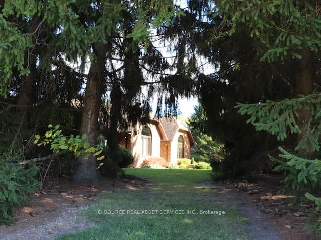 1514 Longwoods Road photo 28