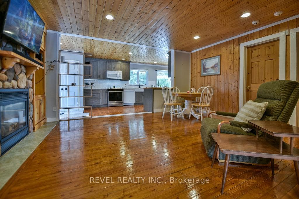 6801 Ice Chest Lake Road photo 18