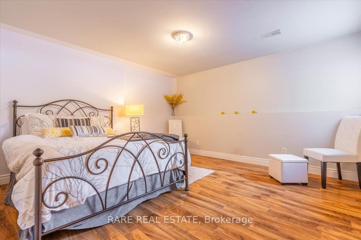 47 Parr Boulevard photo 28