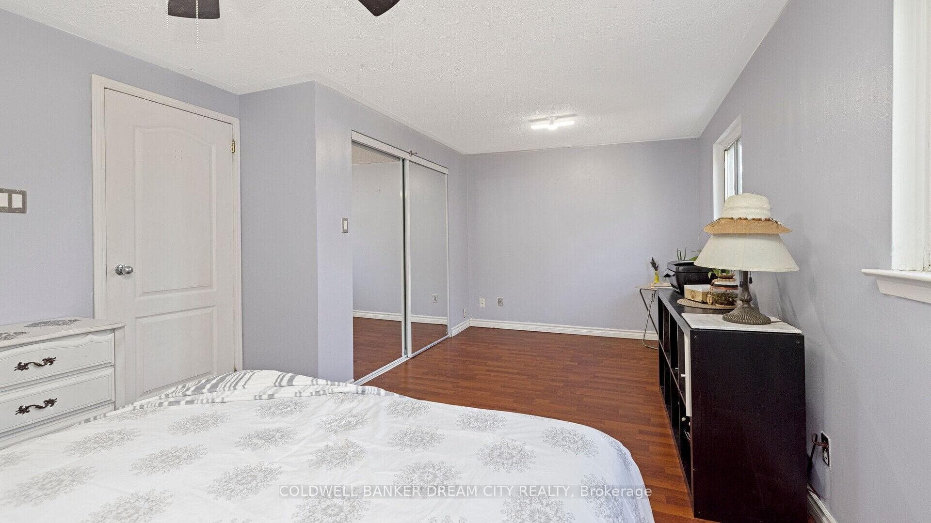 112 Hansen Road photo 13