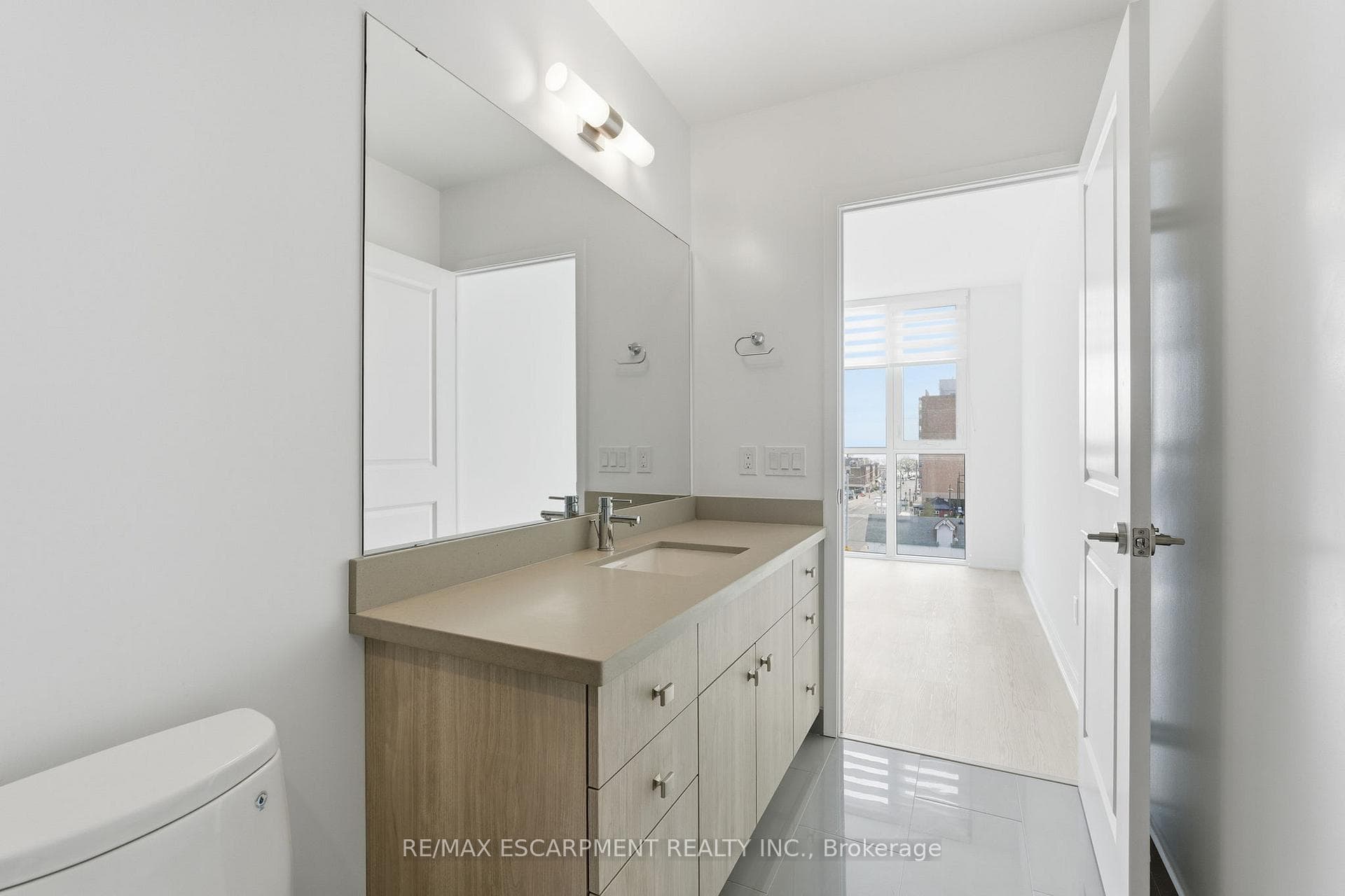 2007 JAMES Street Unit 404 photo 19