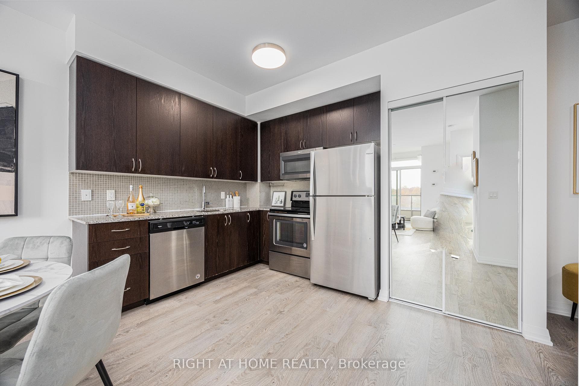 9560 Markham Road Unit 721 photo 7