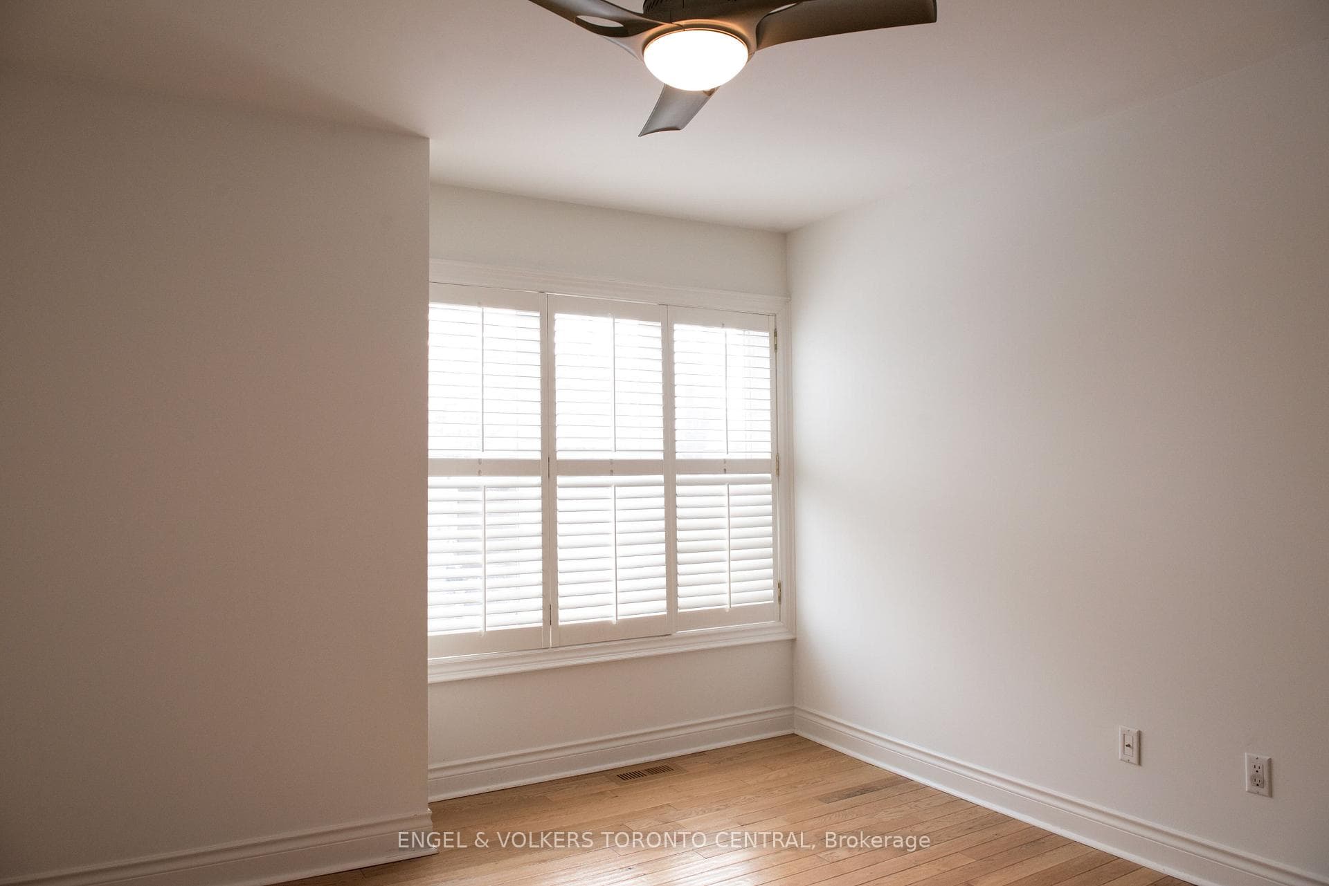 344 Glengarry Avenue photo 26