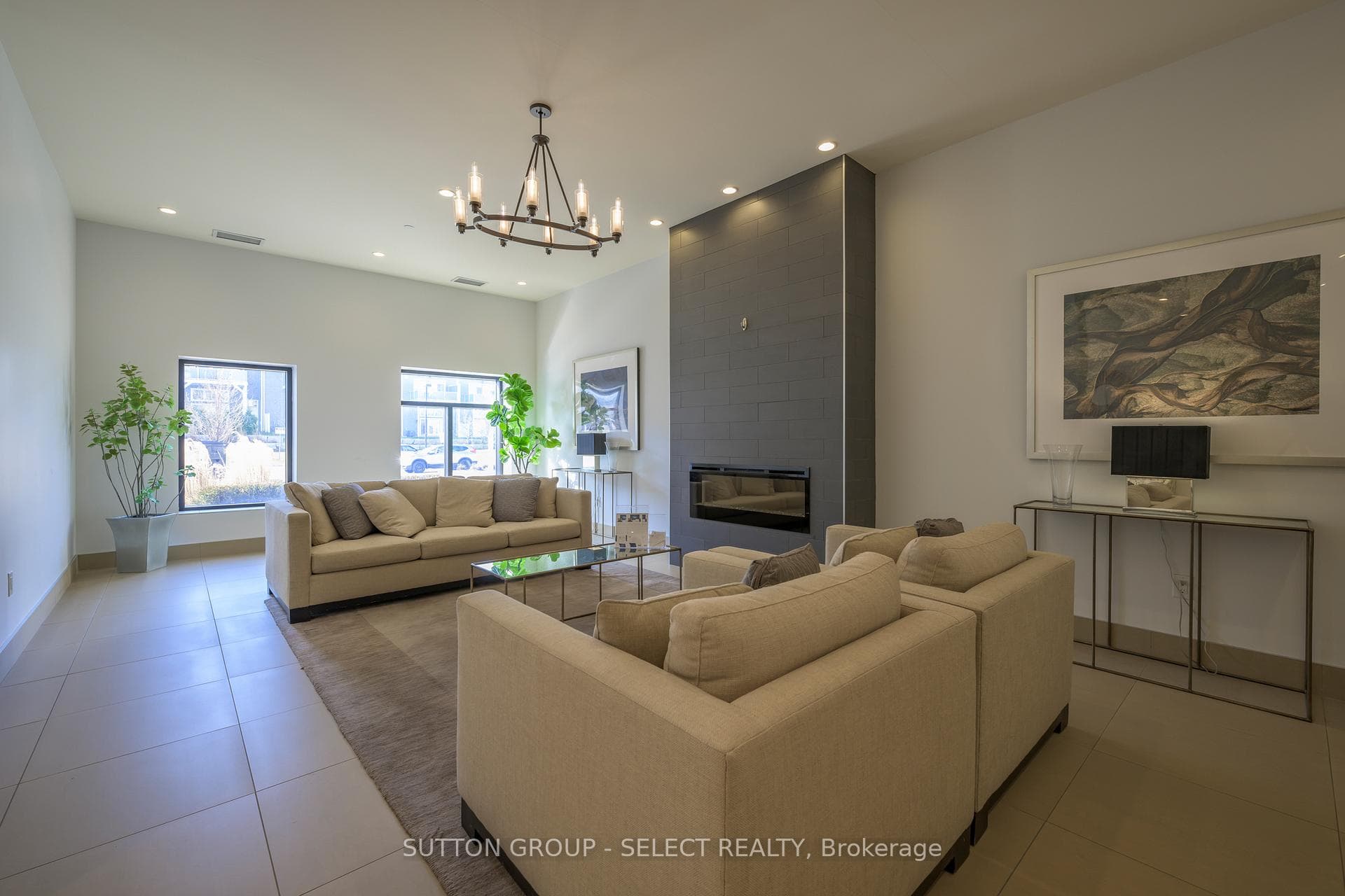 240 Villagewalk Boulevard Unit 809 photo 28
