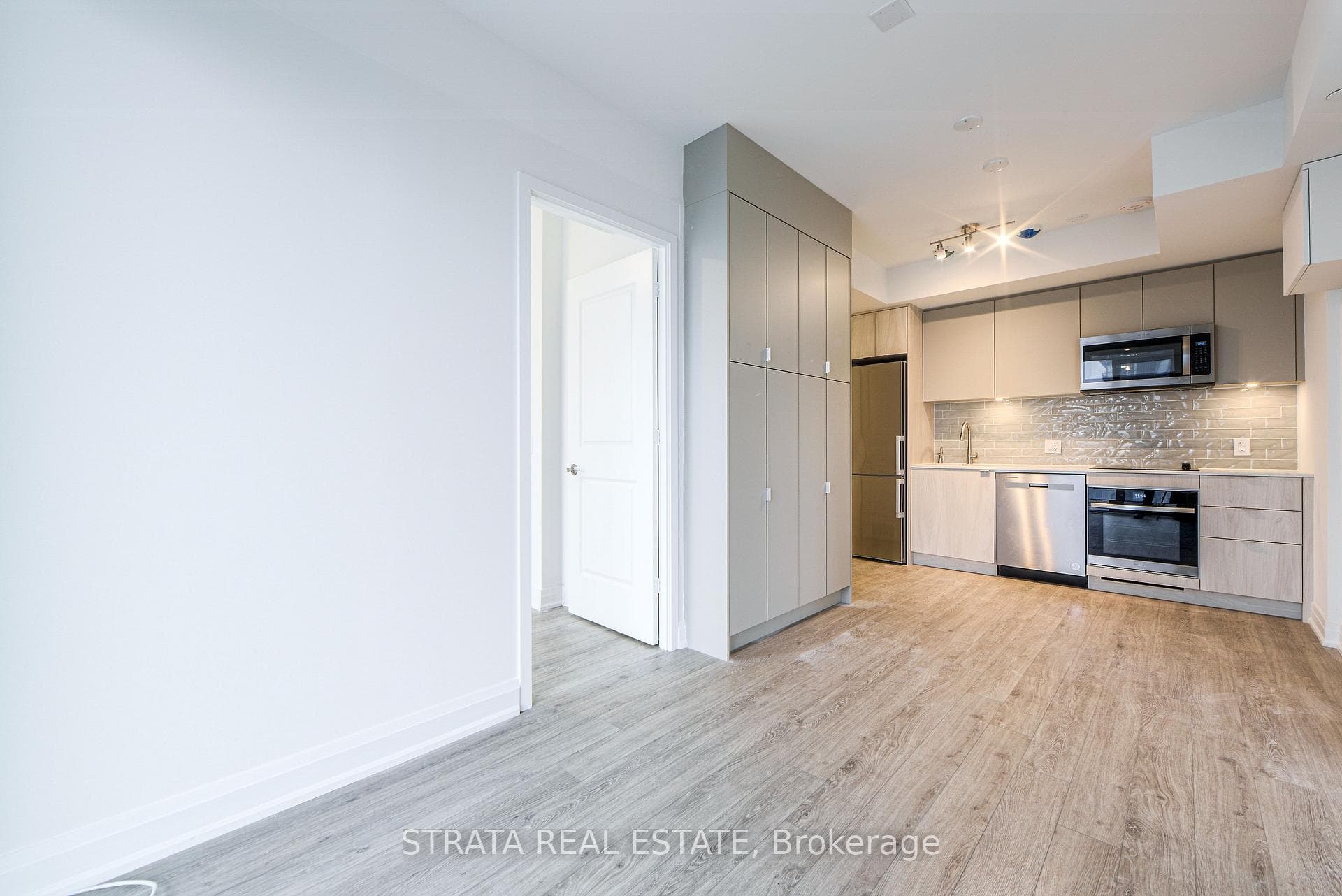 100 Dalhousie Street Unit 3804 photo 1