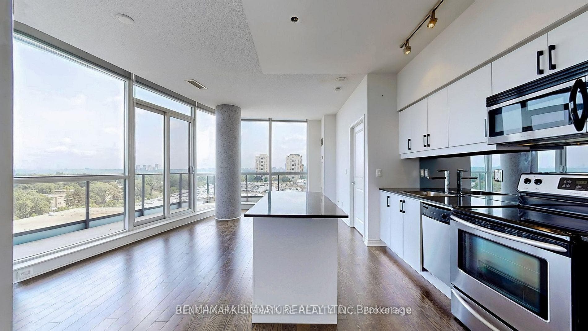 2885 Bayview Avenue Unit 730 photo 9