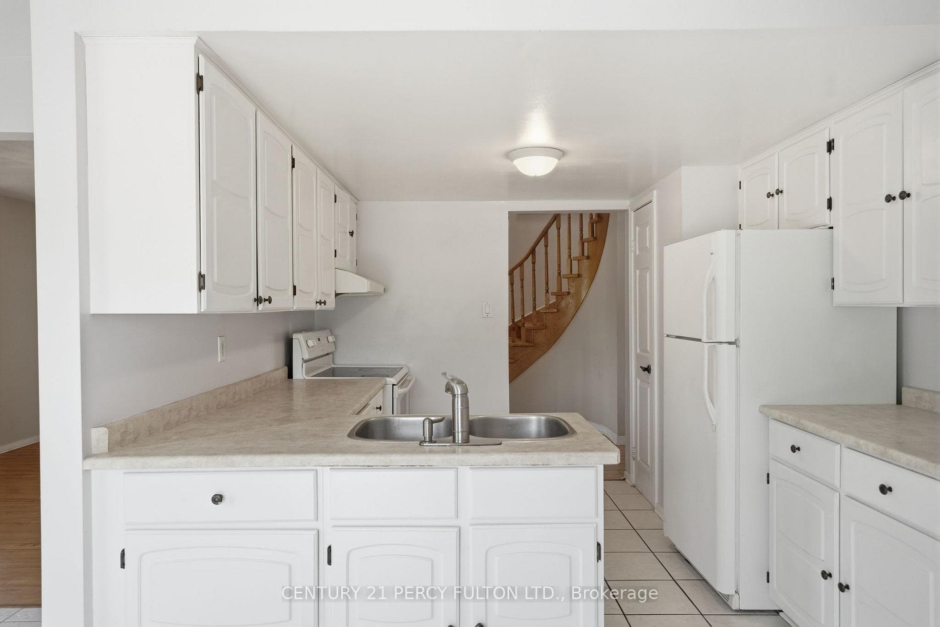 208 Conley Street photo 12