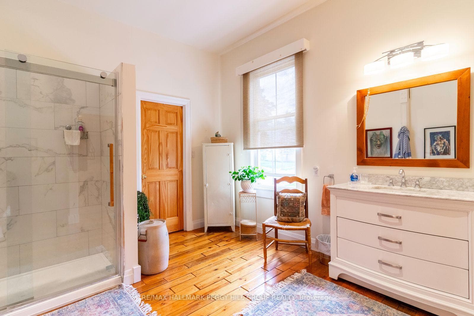 154 William Street photo 14