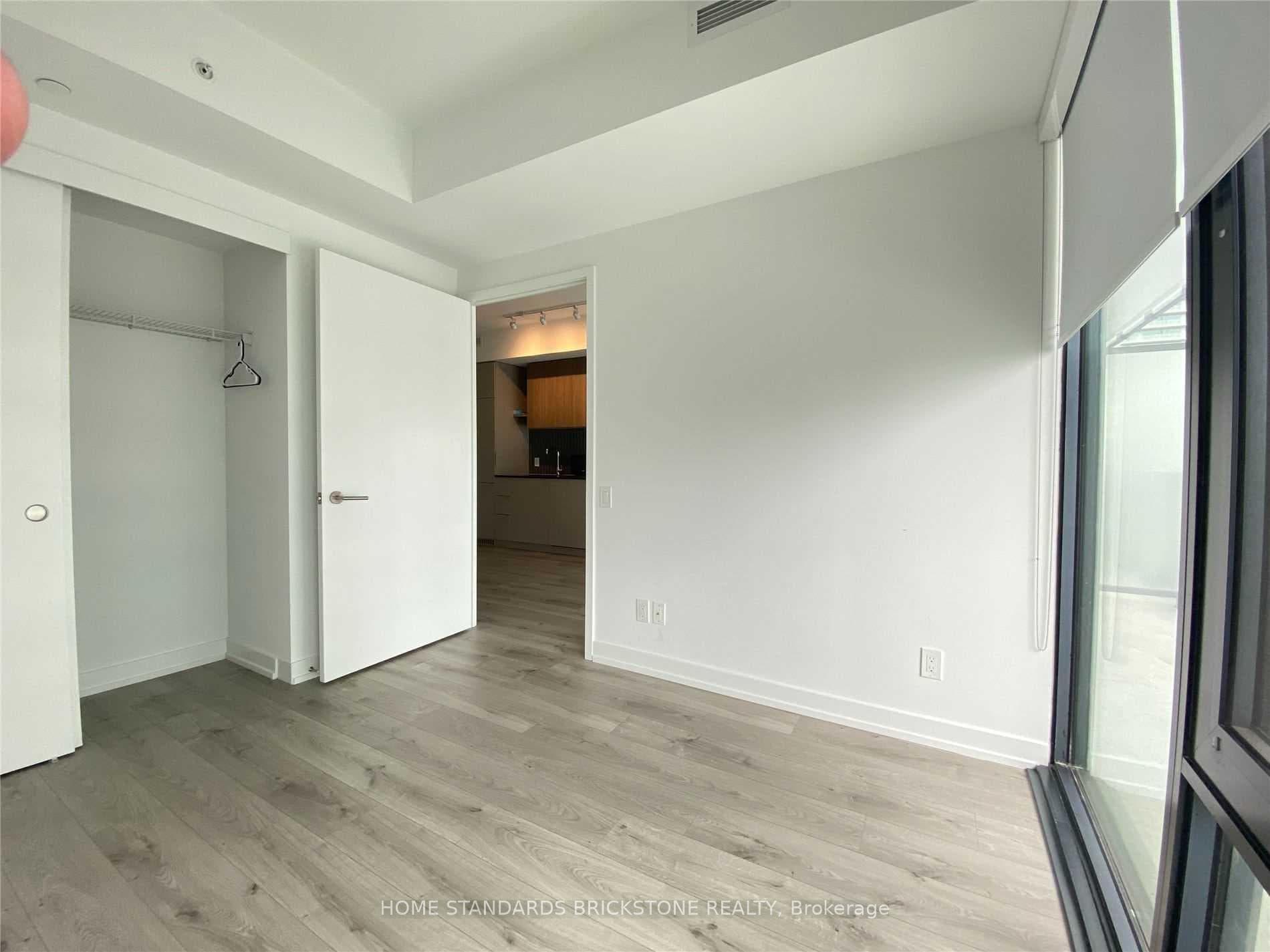 161 Roehampton Avenue Unit 1608 photo 9