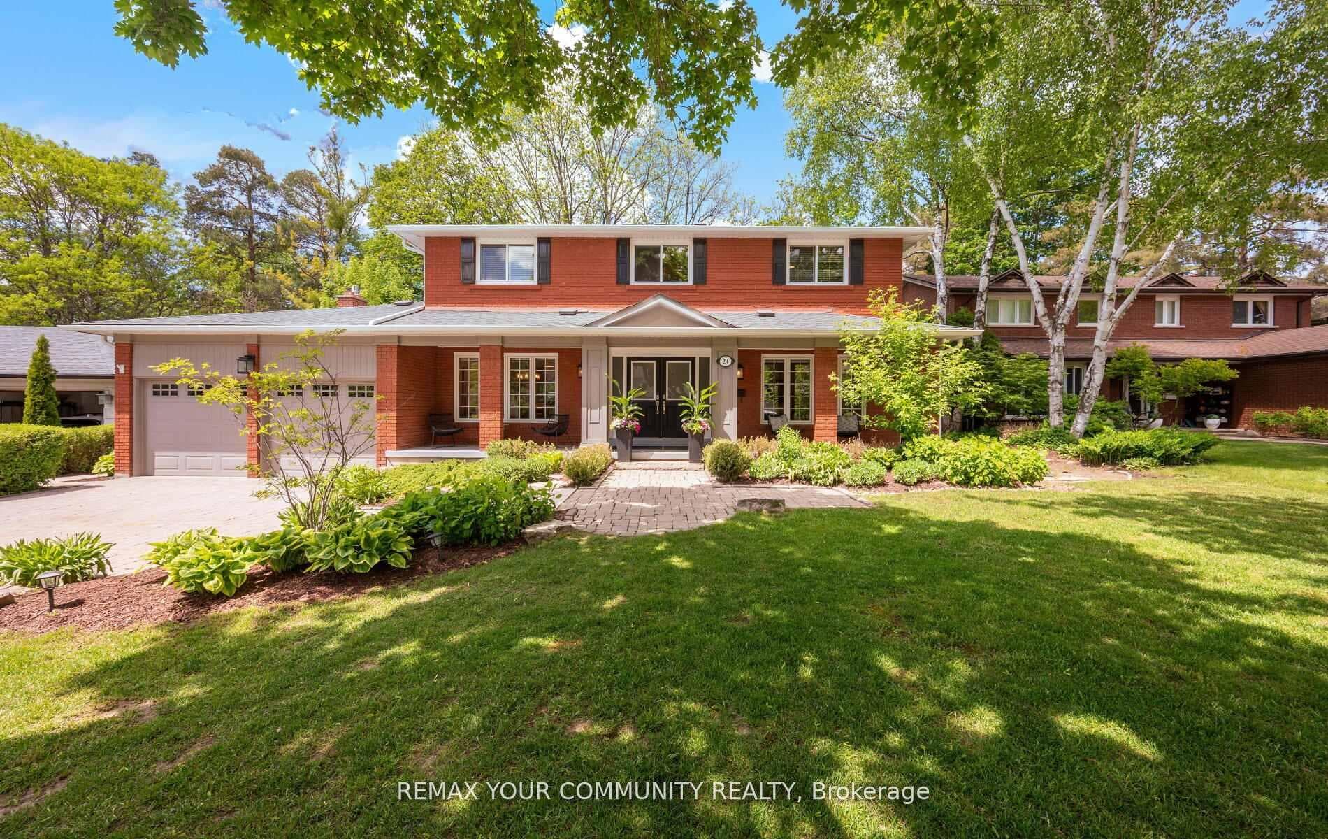 24 Hawthorne Lane photo 1