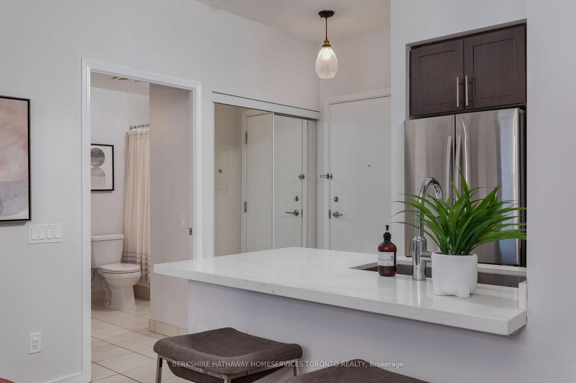 61 Heintzman Street Unit 1103 photo 6