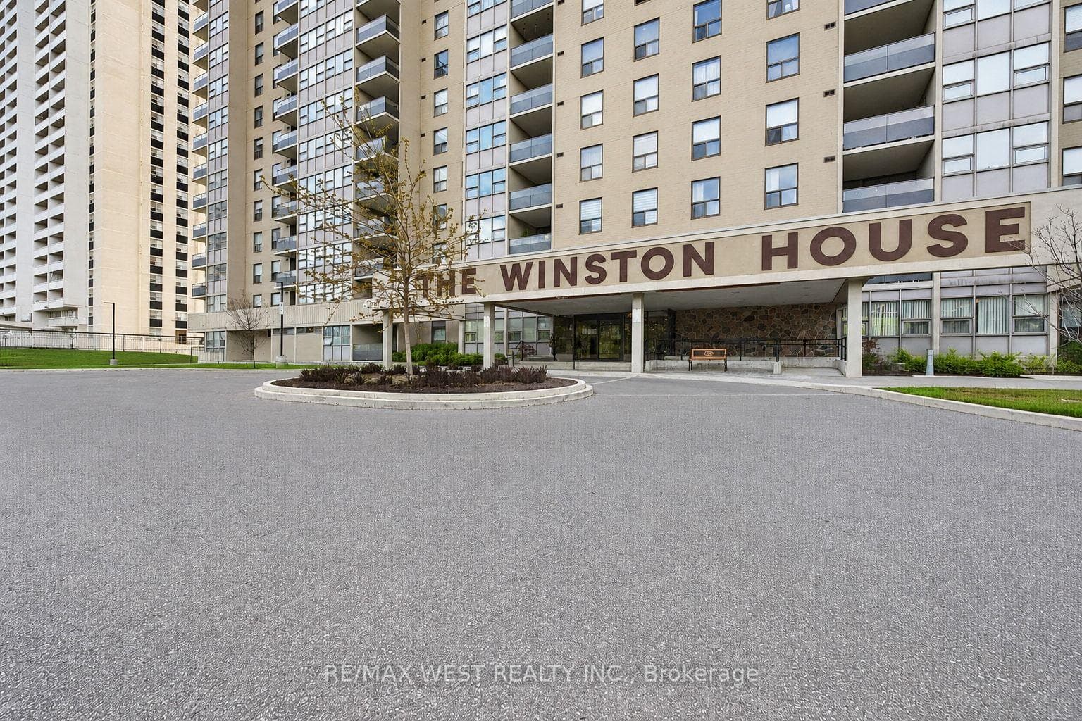75 Emmett Avenue Unit 1801 photo 2