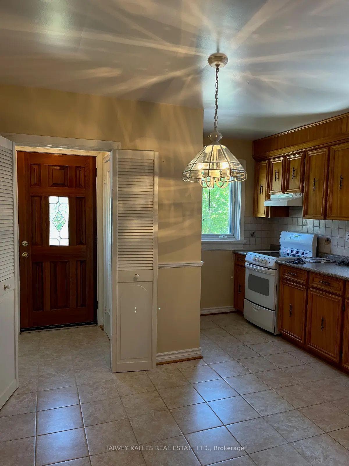 54 Charleston Road photo 13
