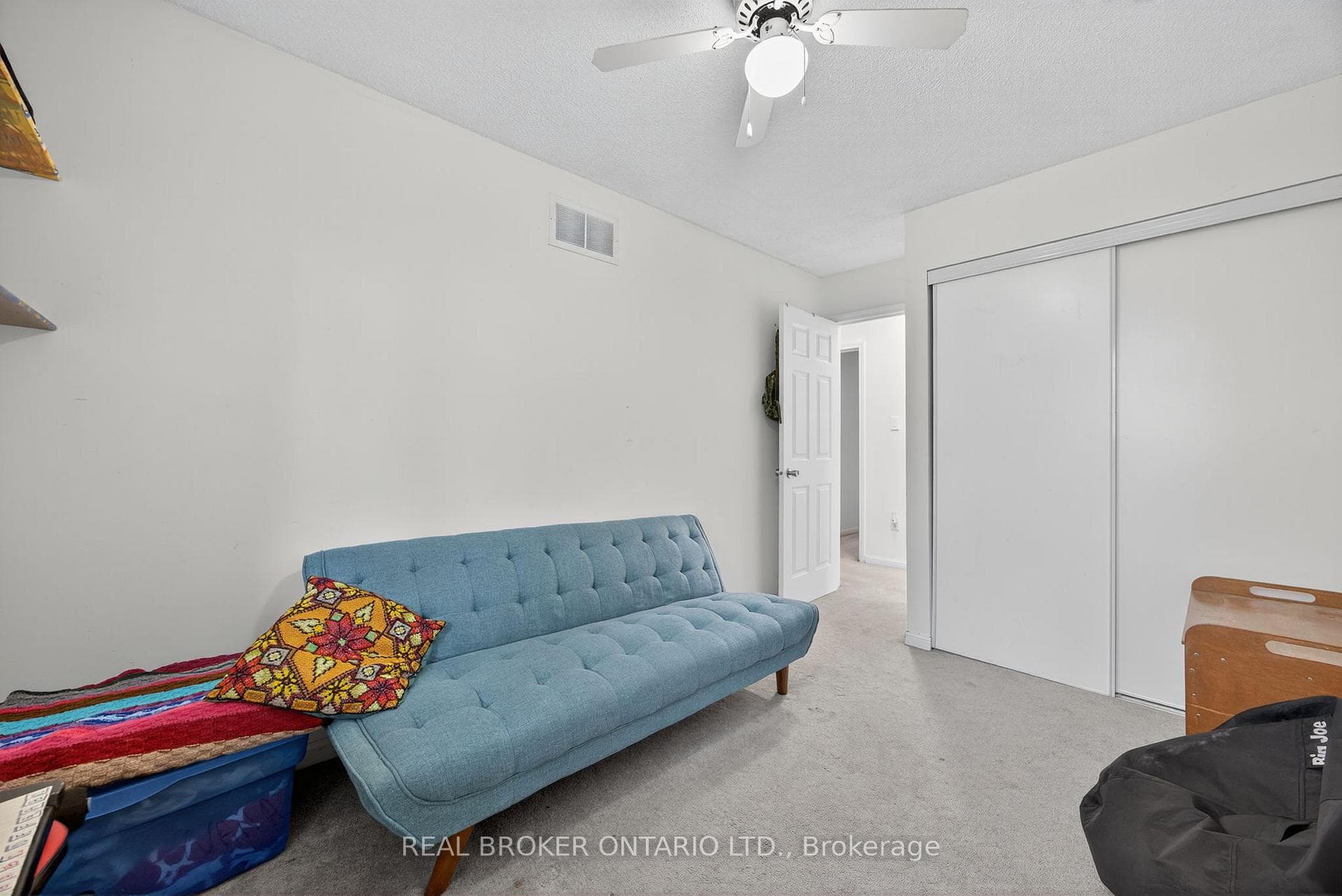 237 Ferndale Drive Unit 1 photo 15
