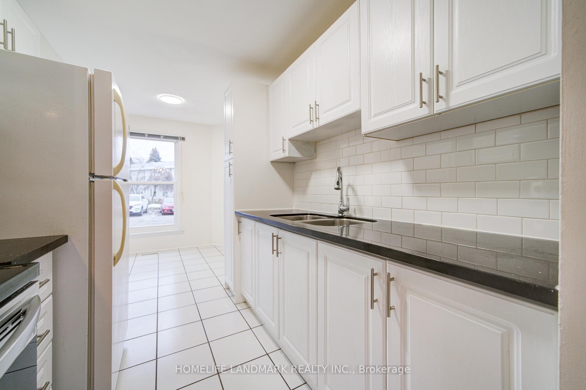 70 Cass Avenue Unit 186 photo 7