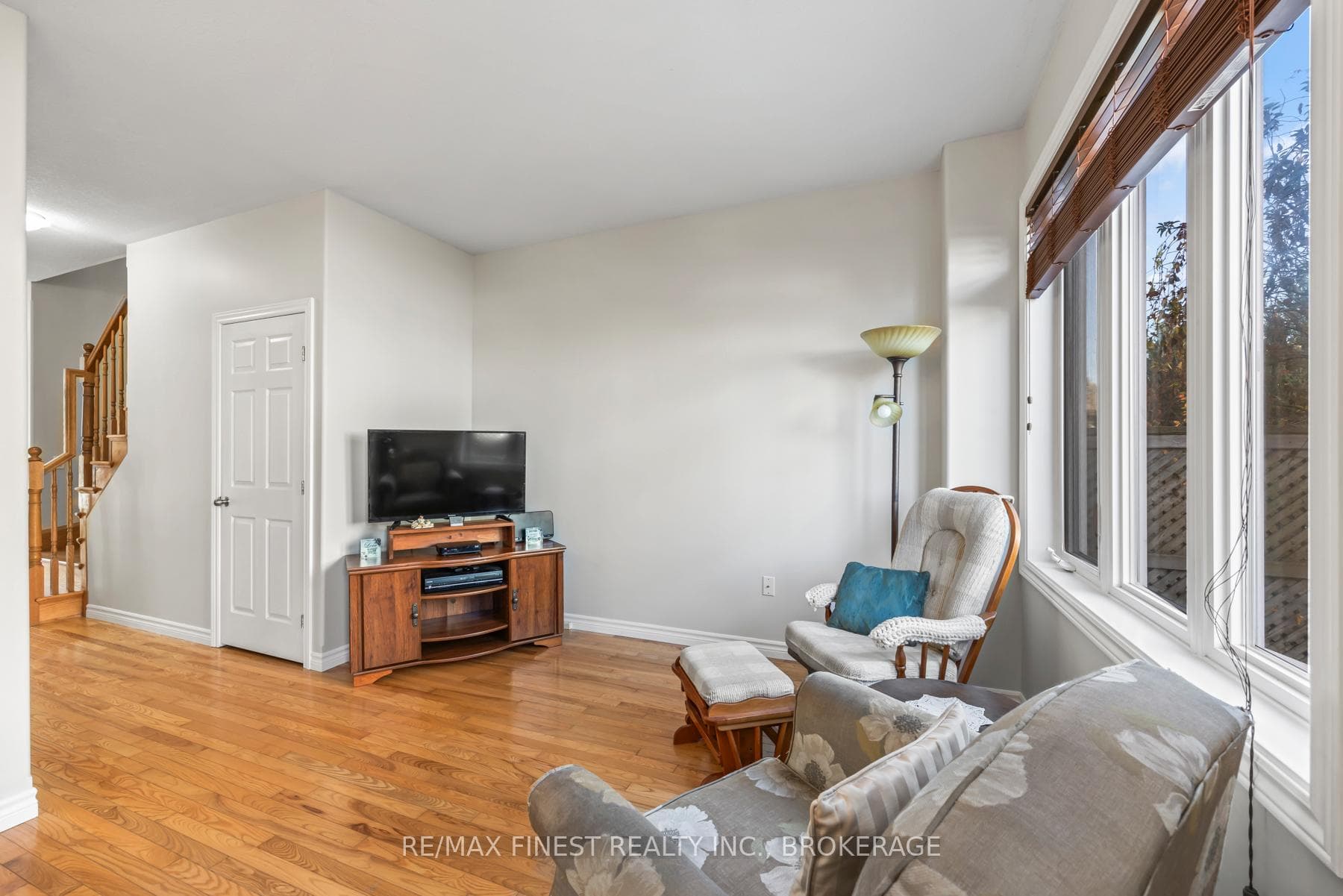 763 NEWMARKET Lane photo 15