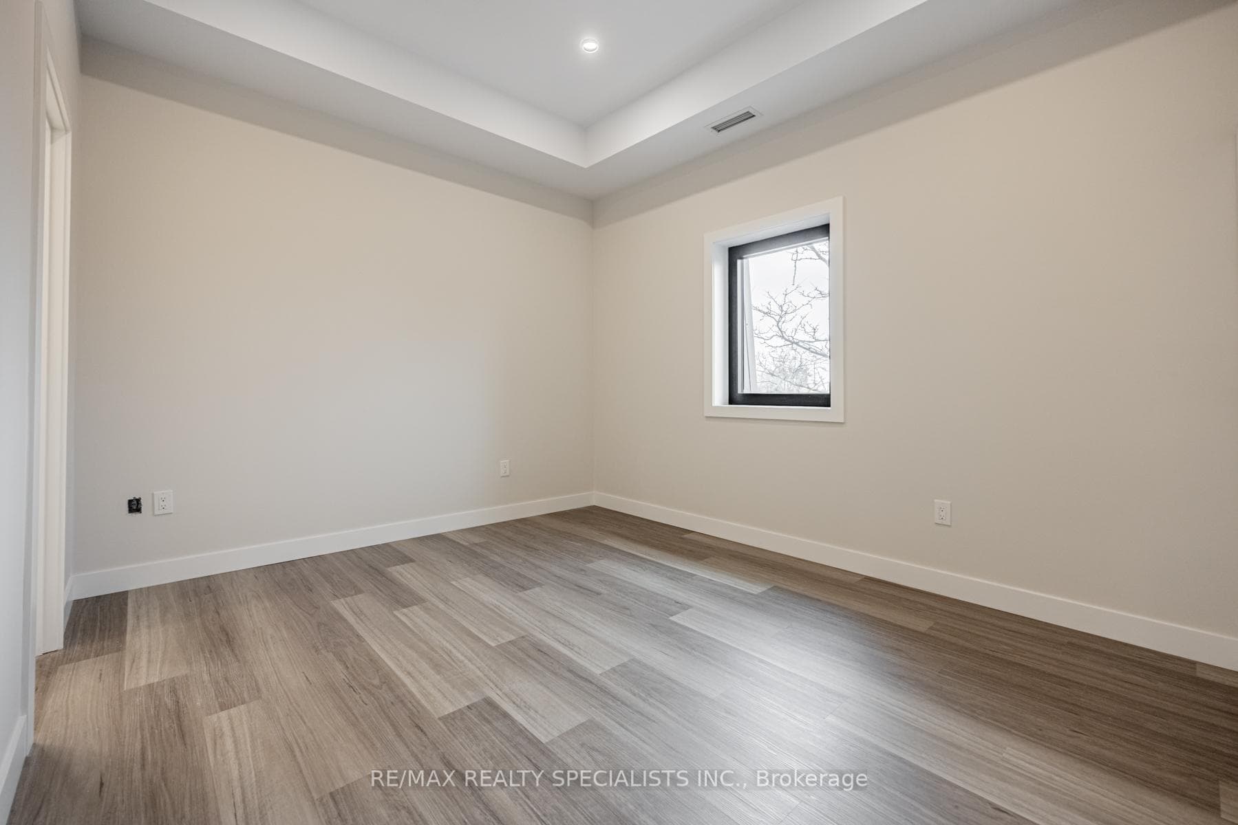 53 Queen Street Unit 202 photo 22