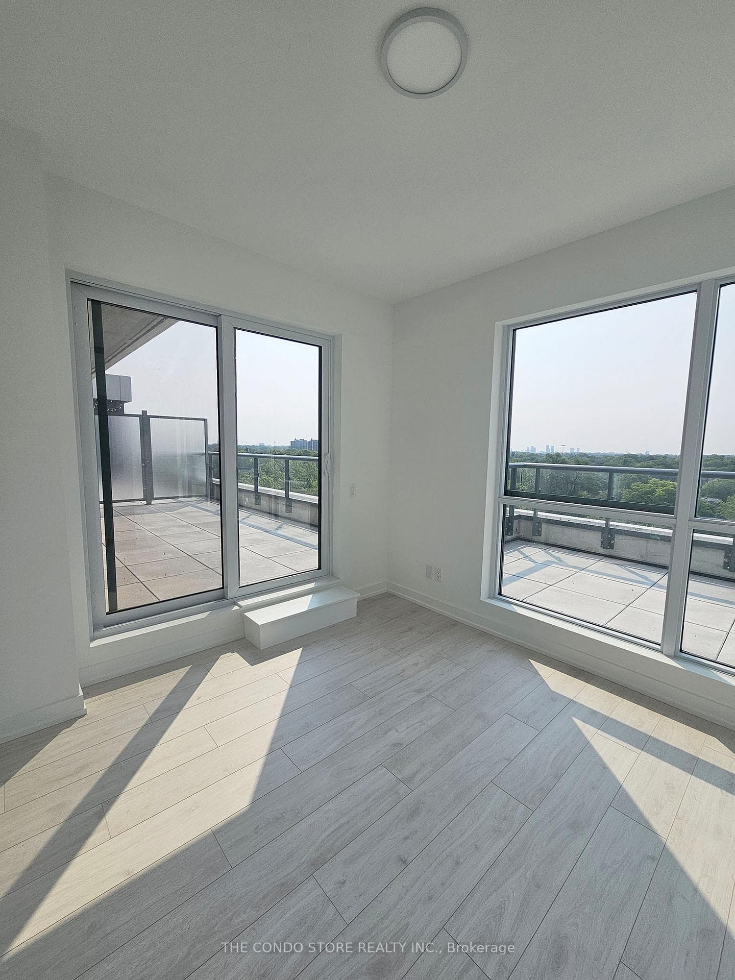 181 Sheppard Avenue Unit 708 photo 8