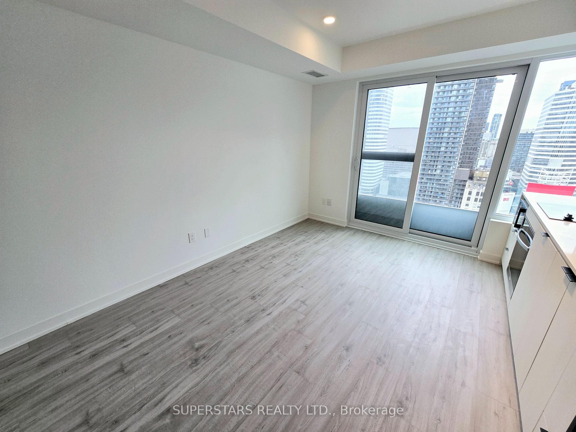 252 Church Street Unit 2902 photo 5