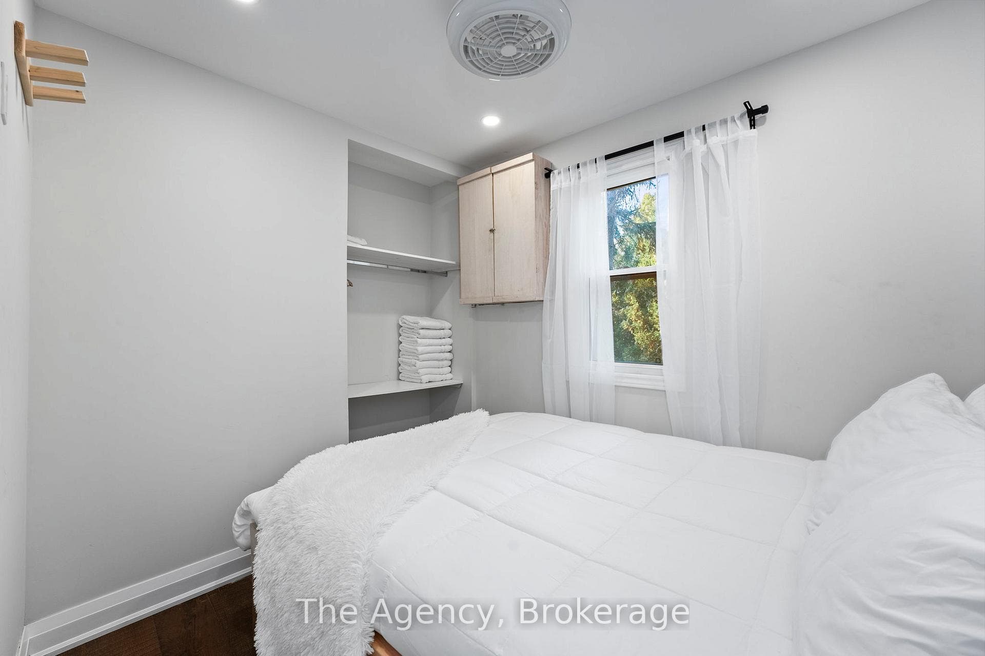 119 Campbell Beach Road photo 18