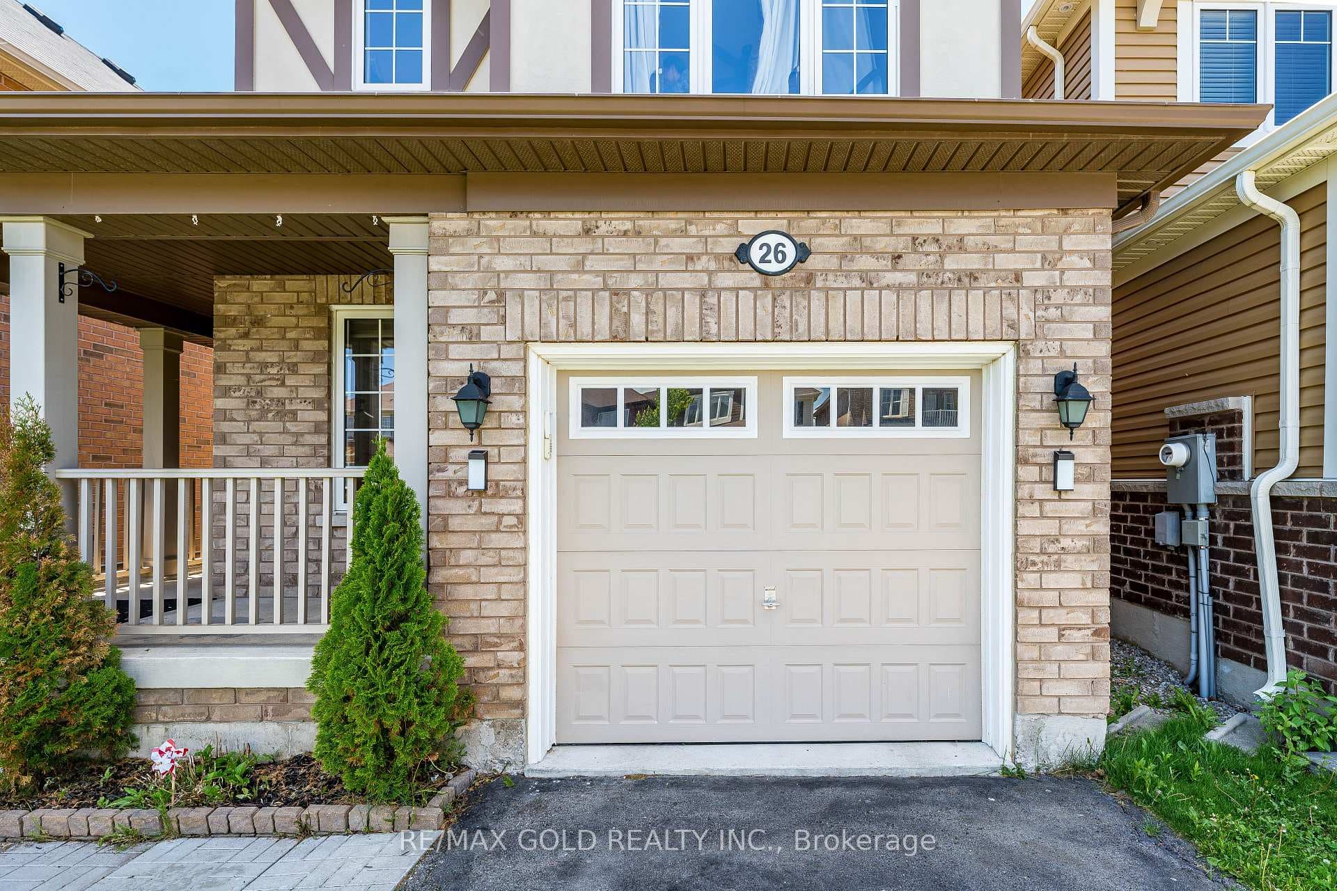 26 Robert Parkinson Drive photo 2