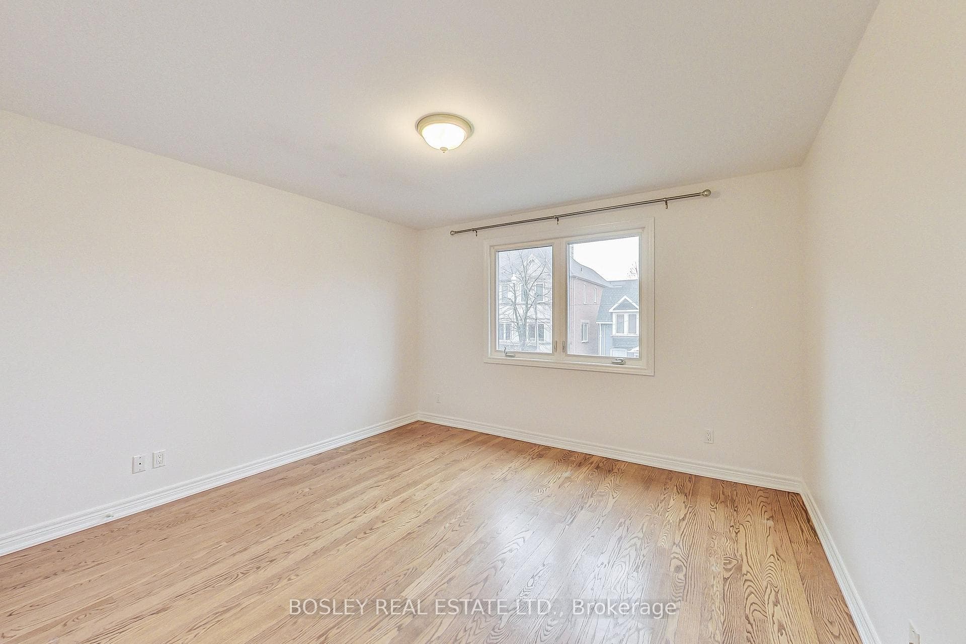 249 Boston Avenue photo 16