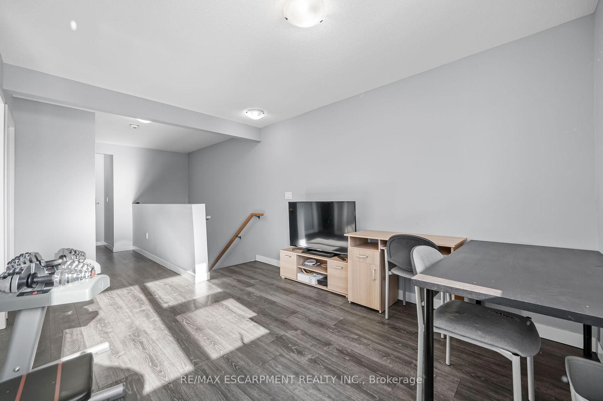 338 Albert Street Unit 212 photo 13