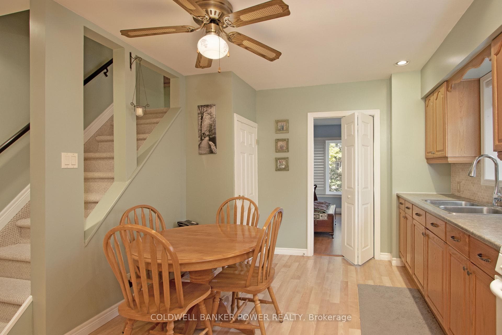 17 BRISCOE Street photo 9