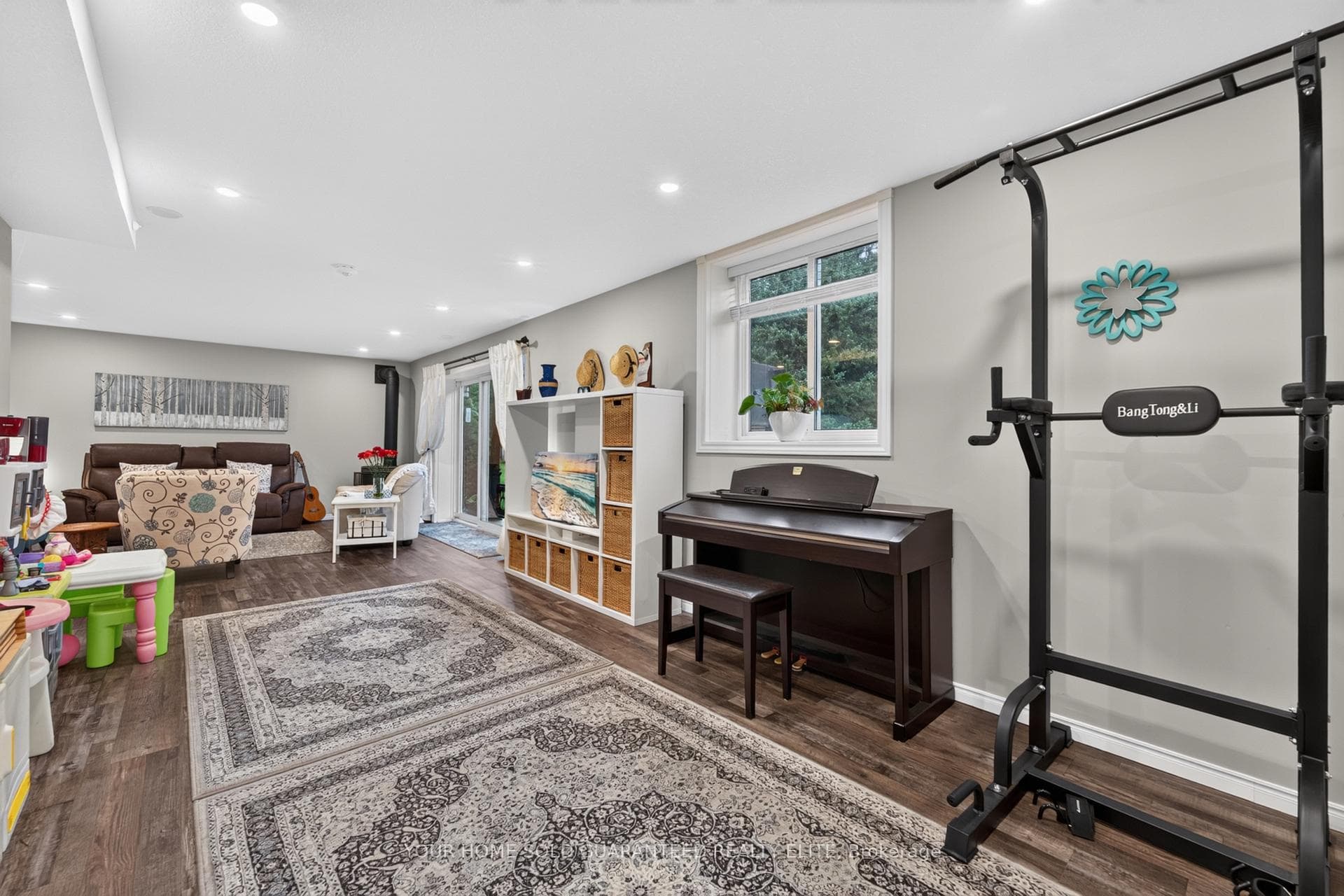 213 Margaret Street photo 27