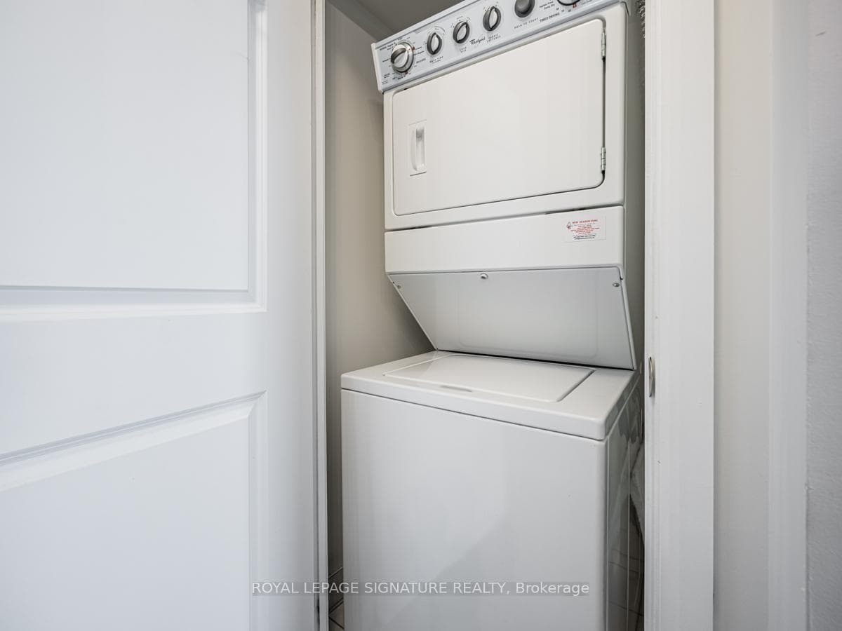 1235 Bayly Street Unit 1404 photo 21