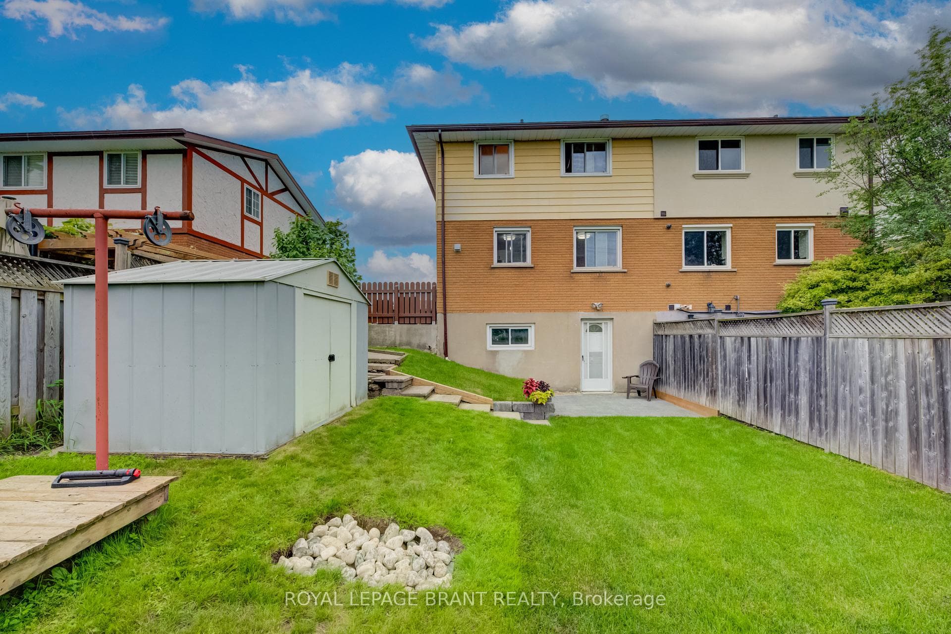 147 Moffat Drive photo 33
