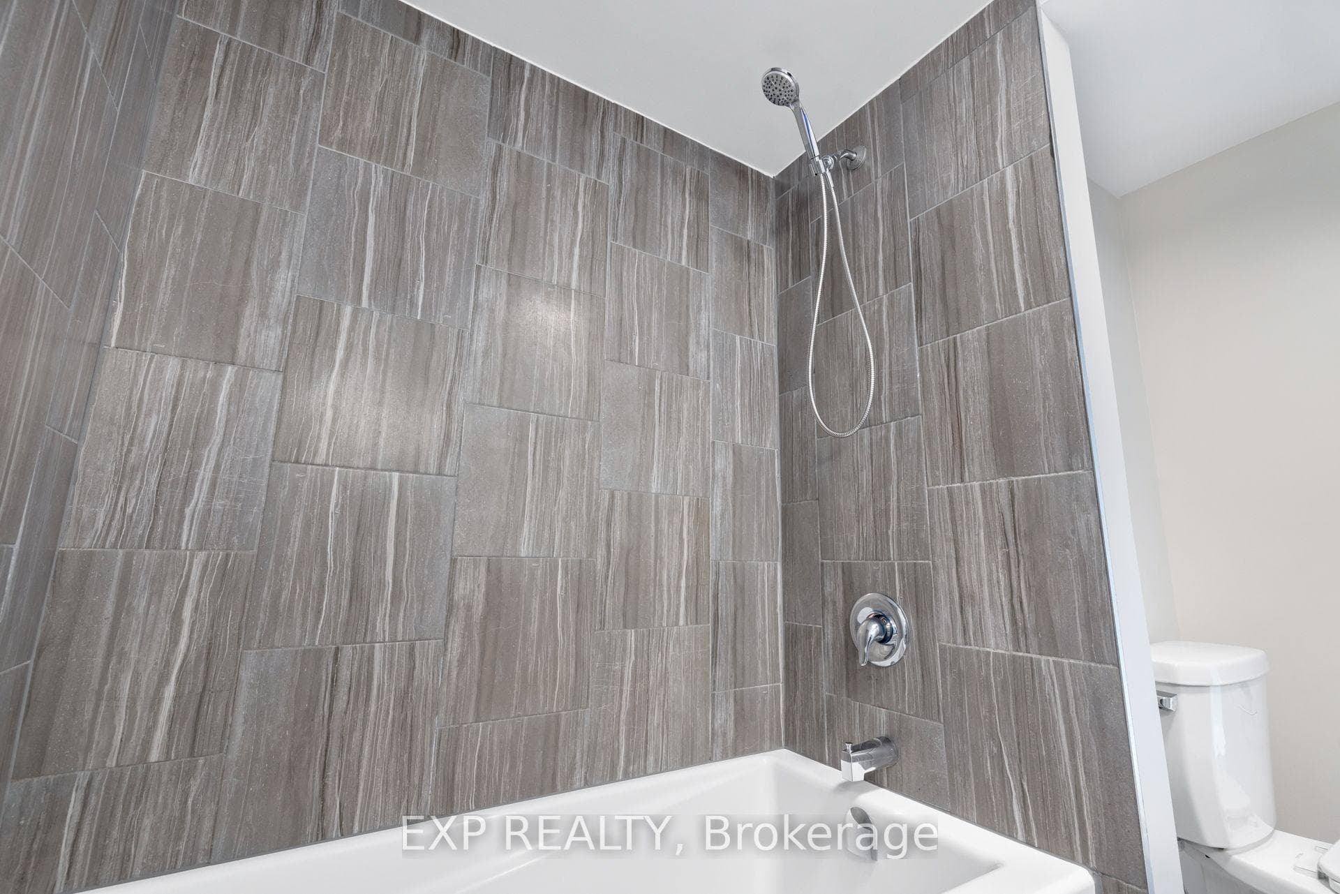 6470 BILBERRY Drive Unit 104 photo 25