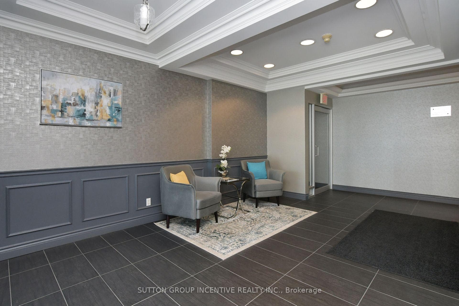 4 Briar Hill Heights Unit 311 photo 7