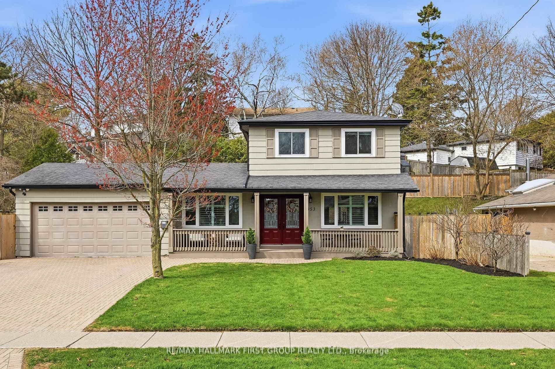 953 Vistula Drive photo 1