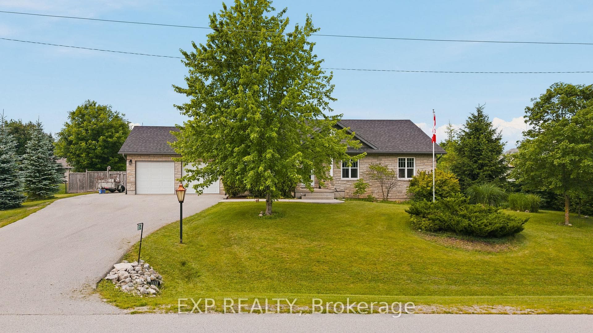 14 Regency Drive photo 31