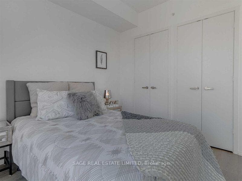 45 Charles Street Unit 3706 photo 9