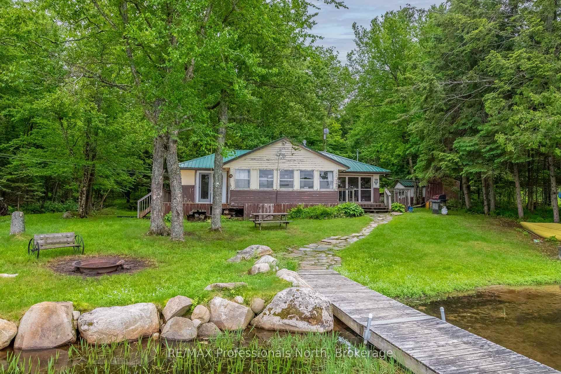 339 Sunnylea Avenue photo 12