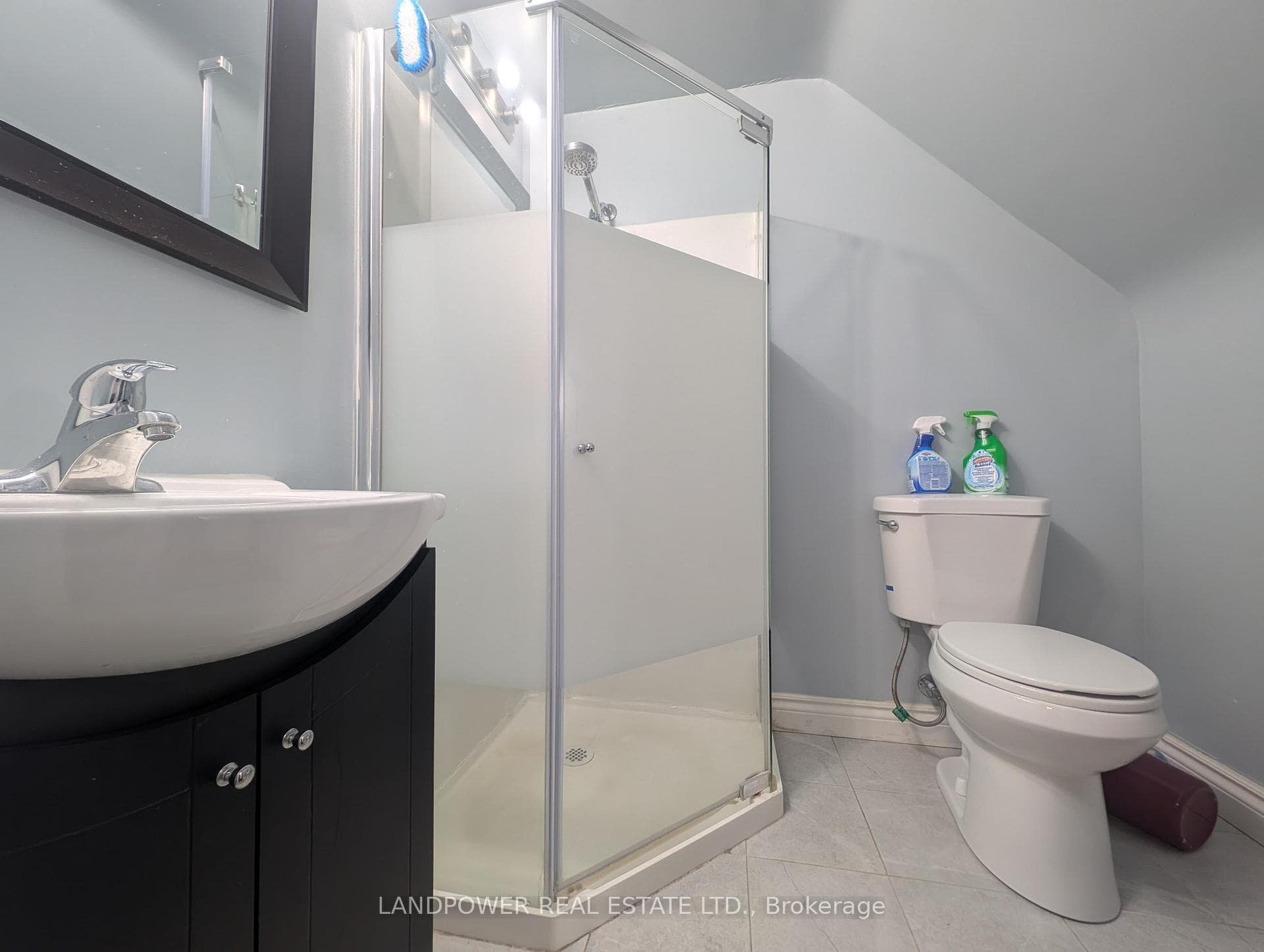 32 Highland Hill photo 16