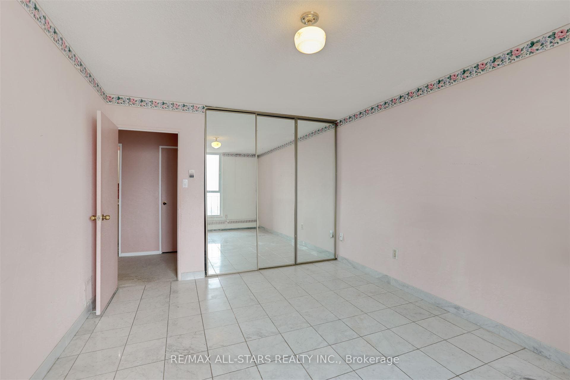 60 Southport Street Unit 912 photo 22