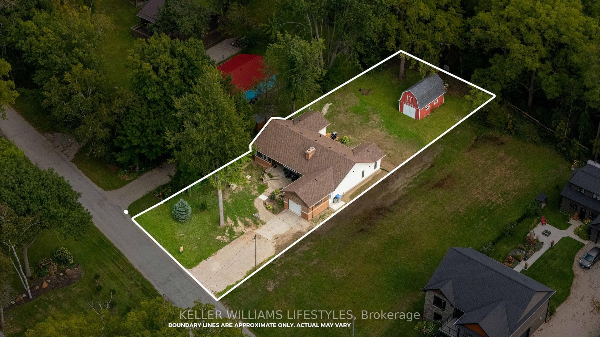 5481 BEACH Street photo 2