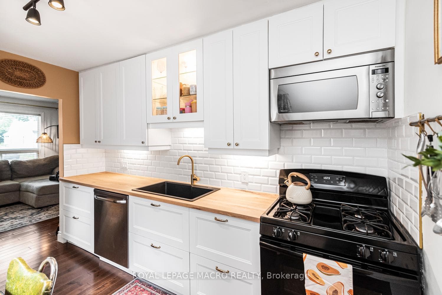 28 Longfellow Avenue photo 11