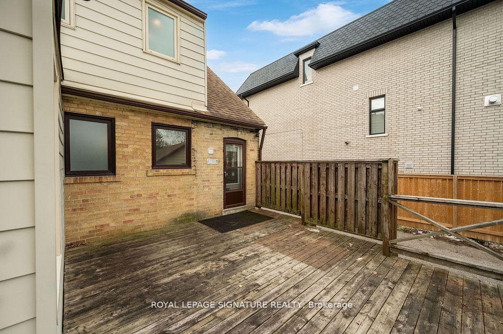 124 Homewood Avenue photo 34