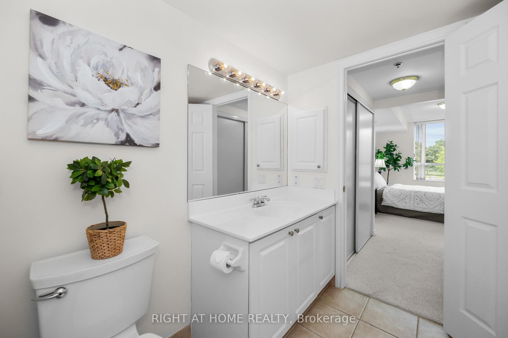 100 Burloak Drive Unit 1214 photo 21