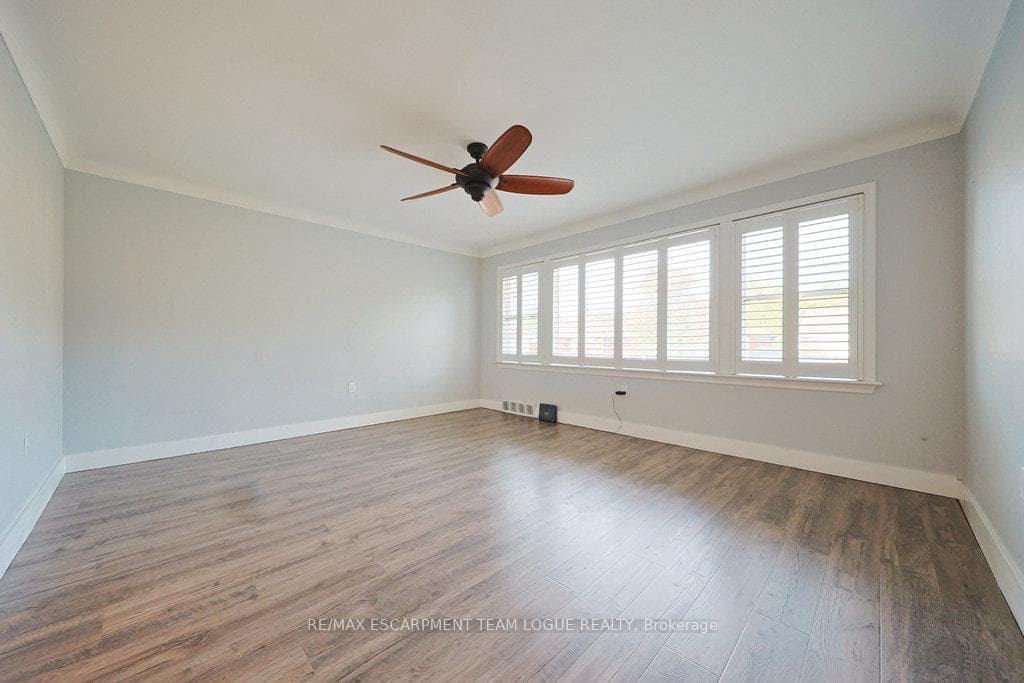87 Margery Avenue Unit UPPER photo 7