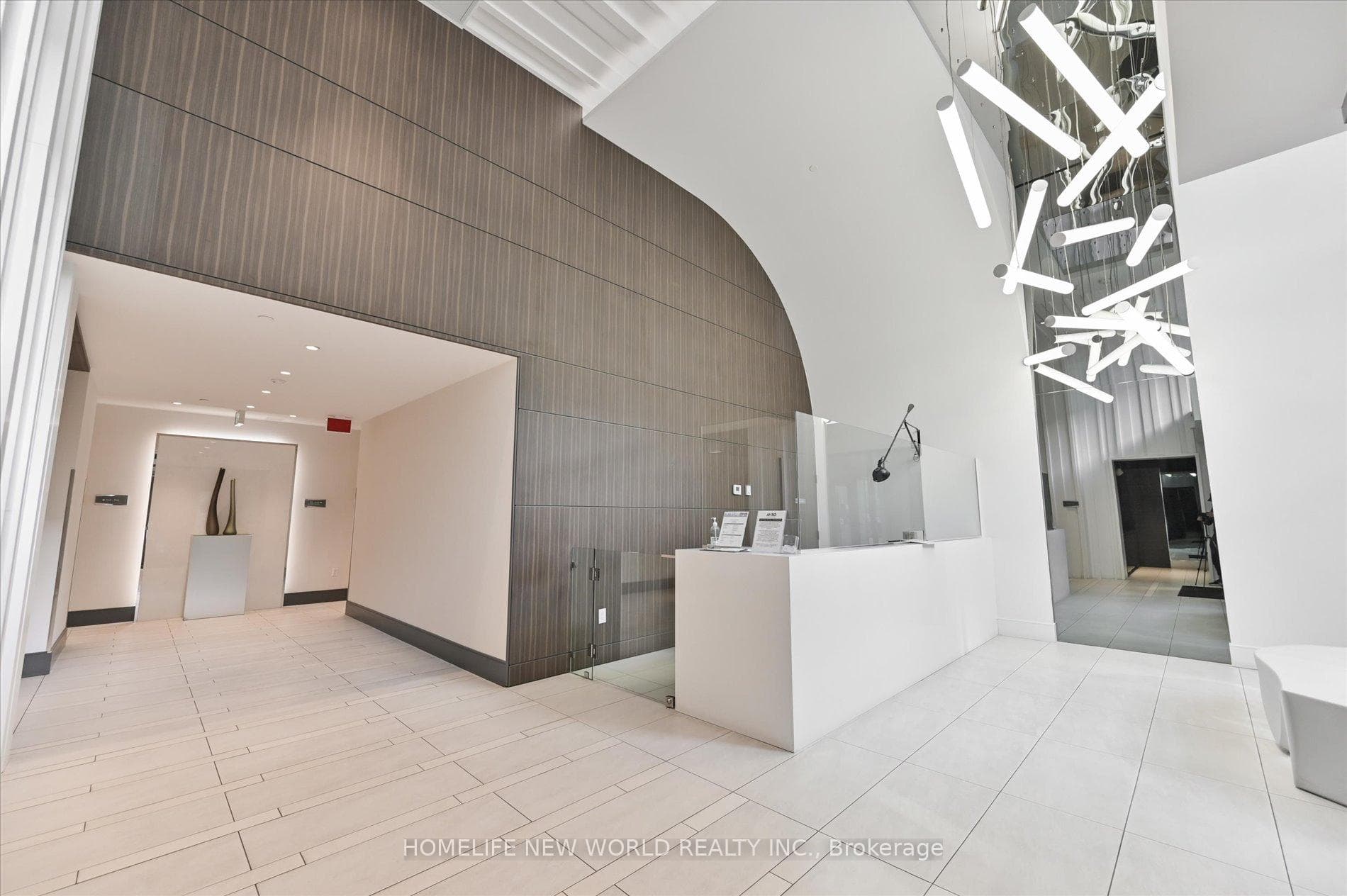 10 De Boers Drive Unit 312# photo 5